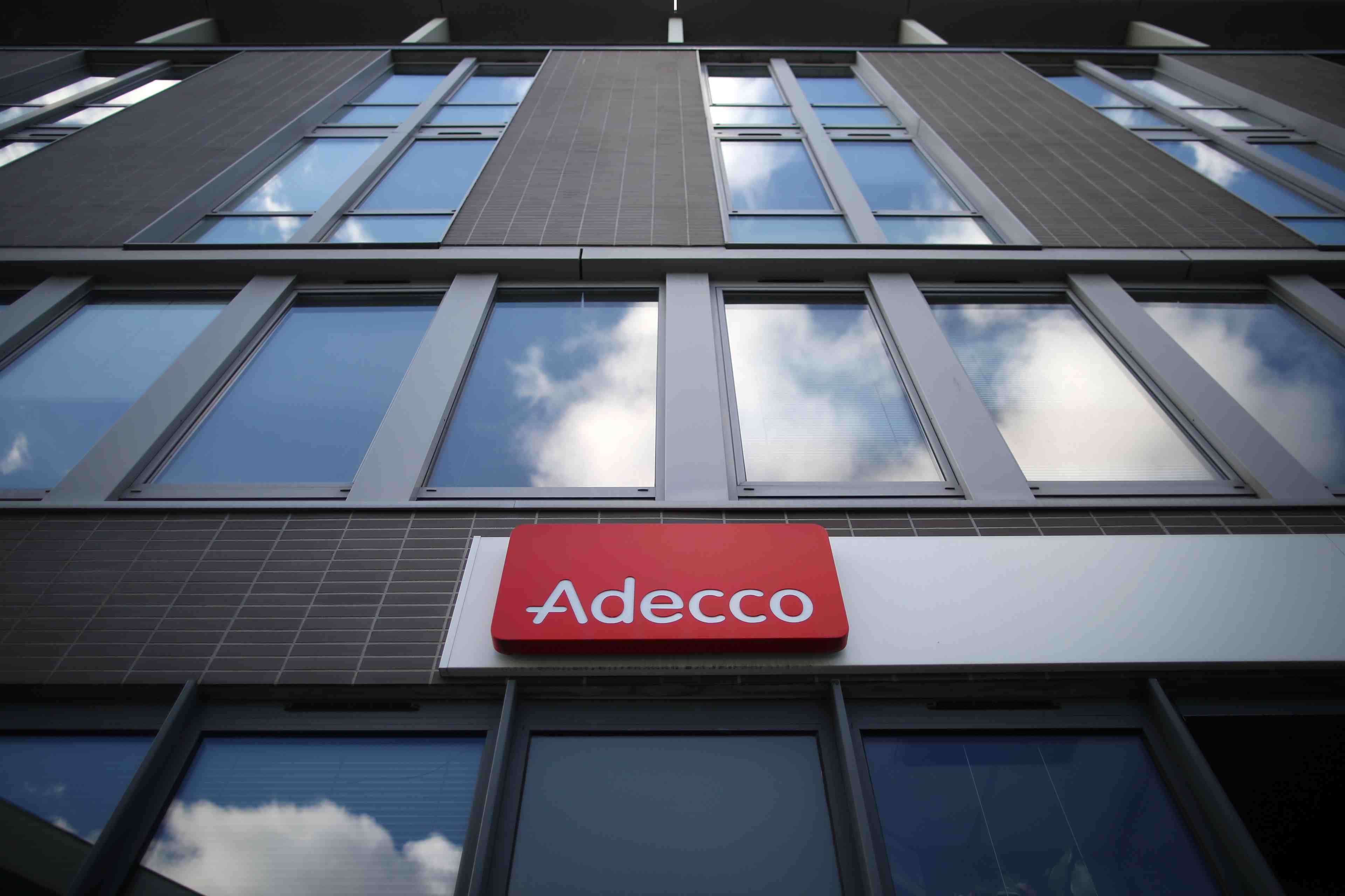 Le benefice d'adecco inferieur aux attentes au 3e trimestre