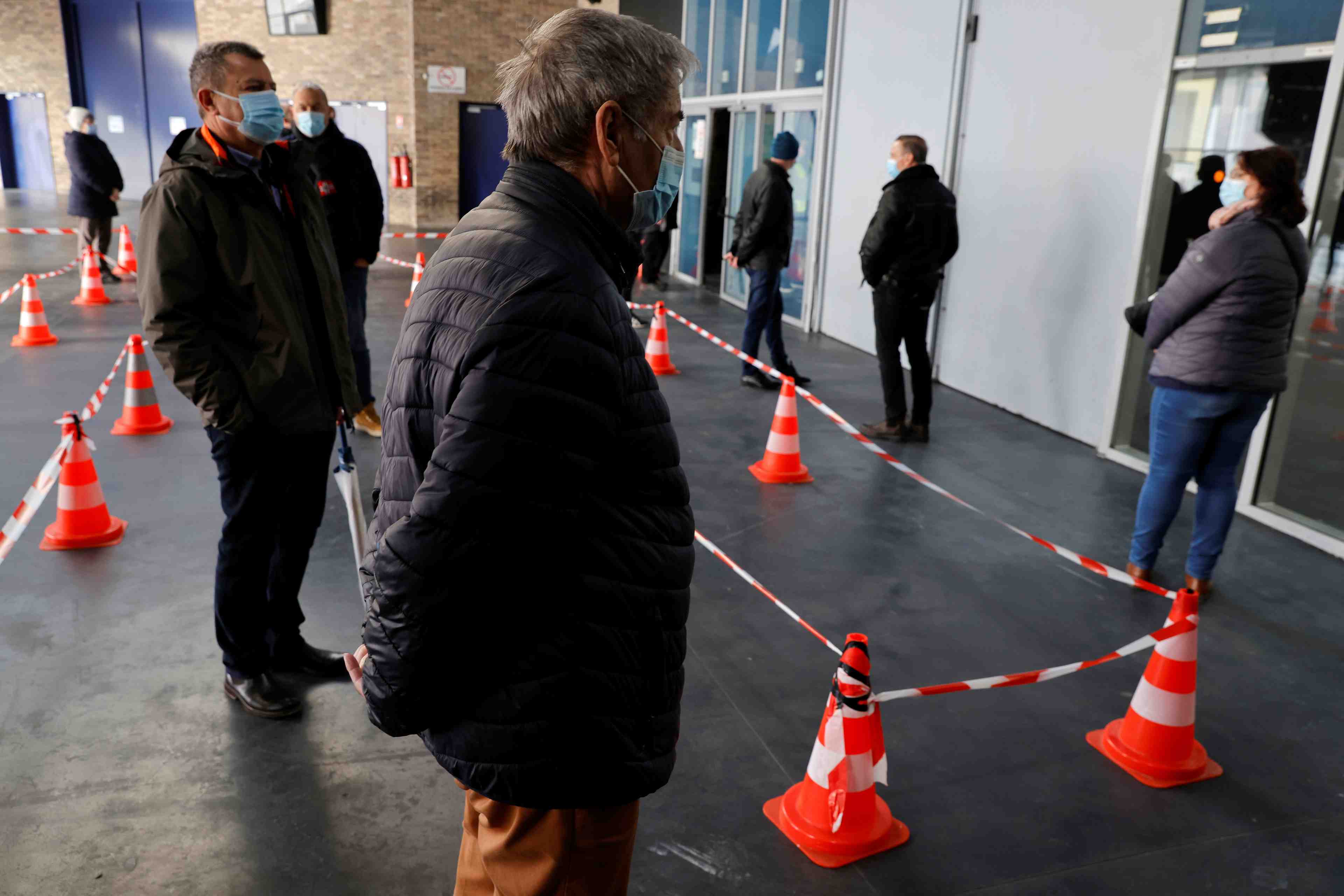 France/coronavirus: des mesures supplementaires doivent etre prises a dunkerque, annonce matignon
