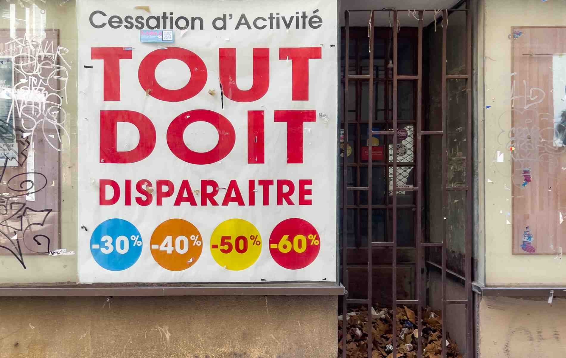 Une boutique fermée dans le centre d'Avignon, dans le sud de la France en 2022 (photo d'illustration).