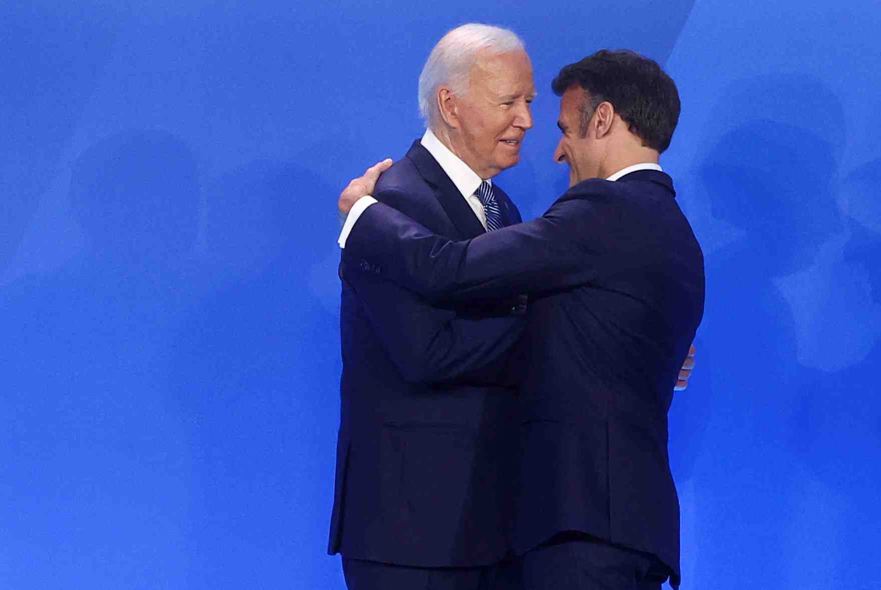 Joe biden et emmanuel macron