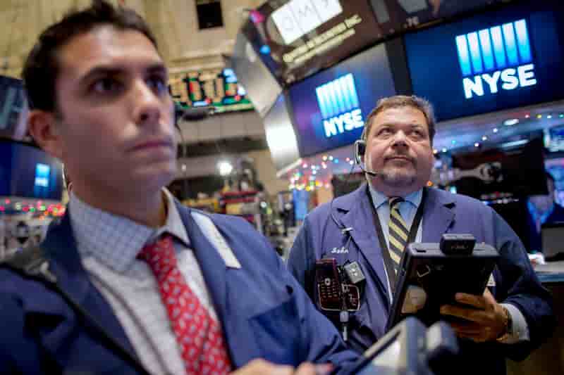 La Bourse de New York finit en baisse