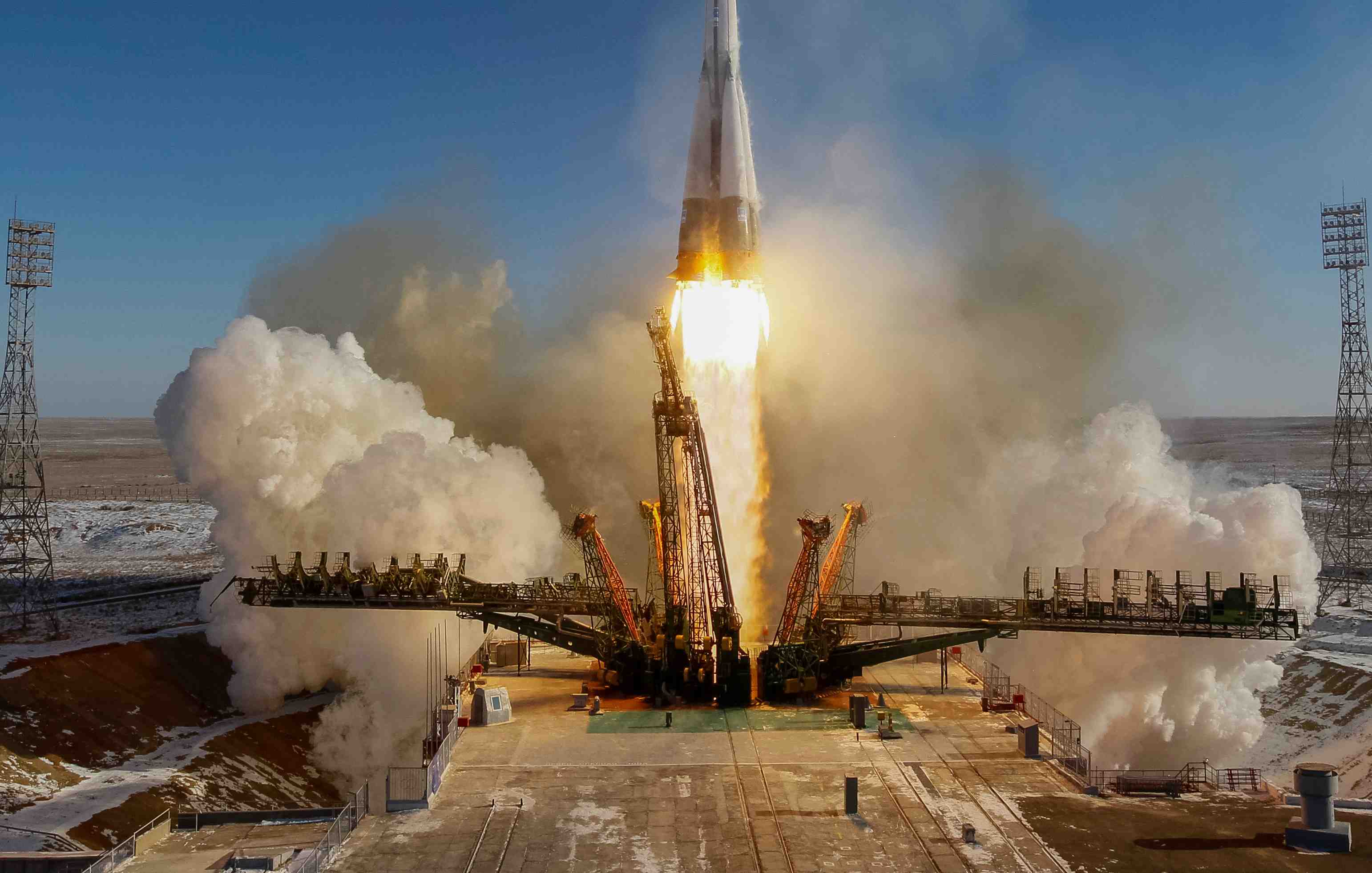 Espace: trois nouveaux astronautes a bord de l'iss