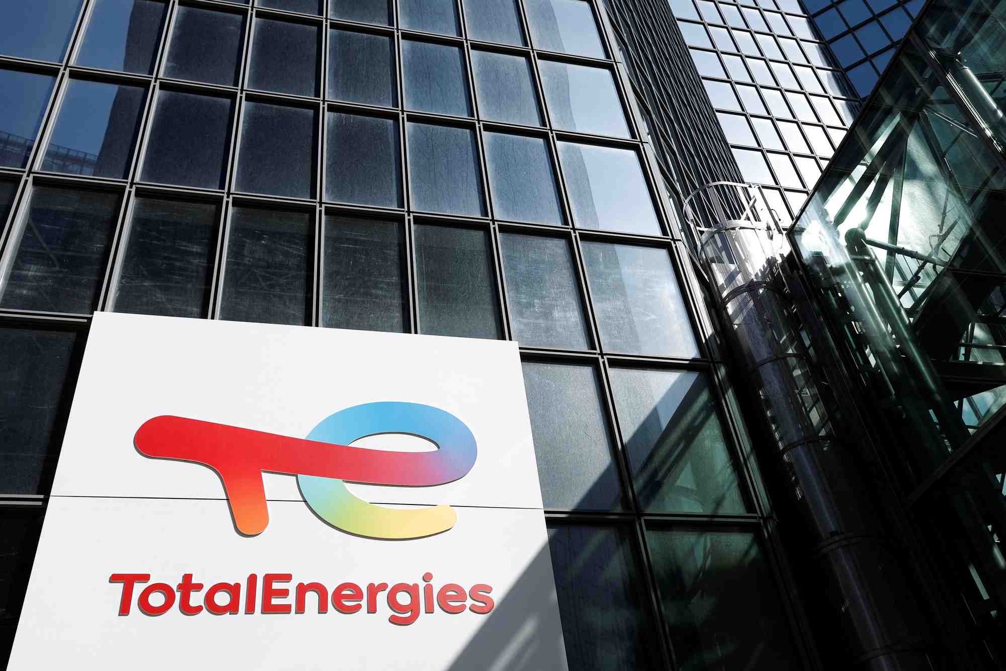 Totalenergies etudie de nouveaux projets gaziers pour compenser la russie