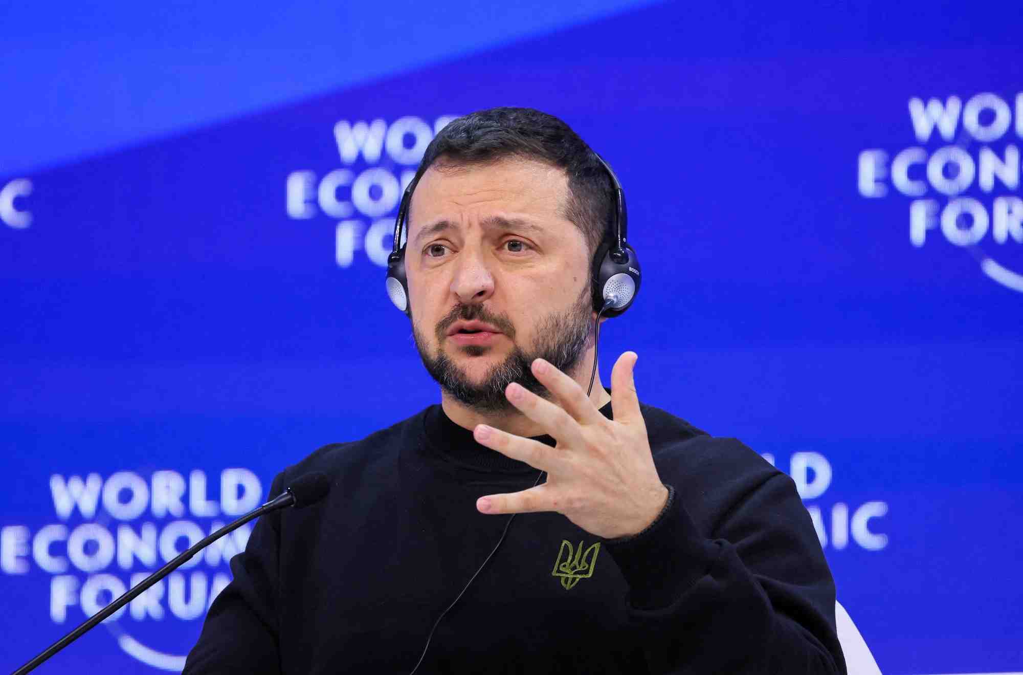 Volodymyr zelenskiy s'exprime au forum economique mondial de davos