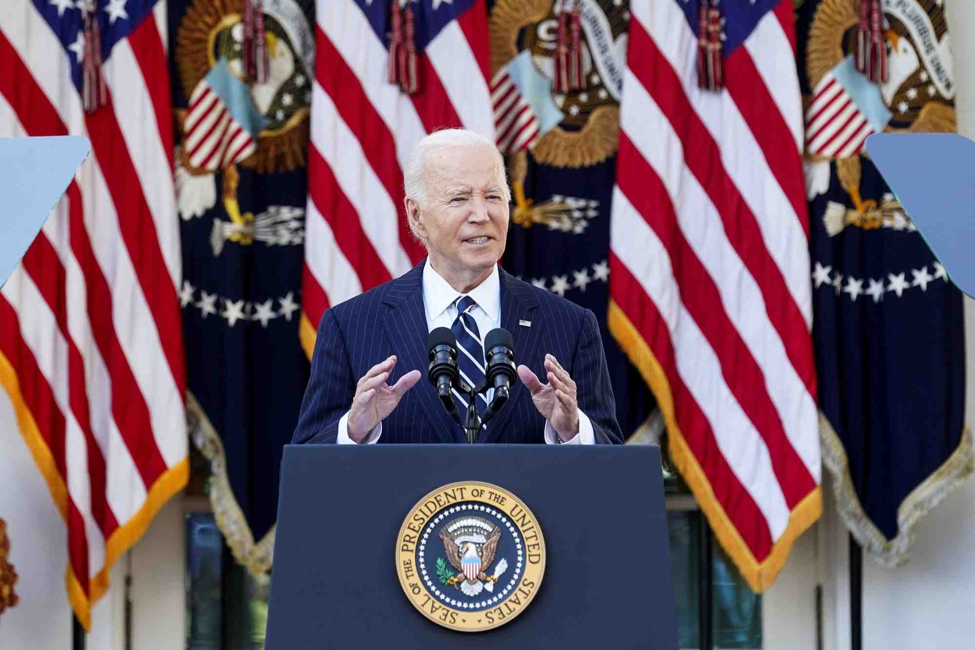 Le president americain joe biden