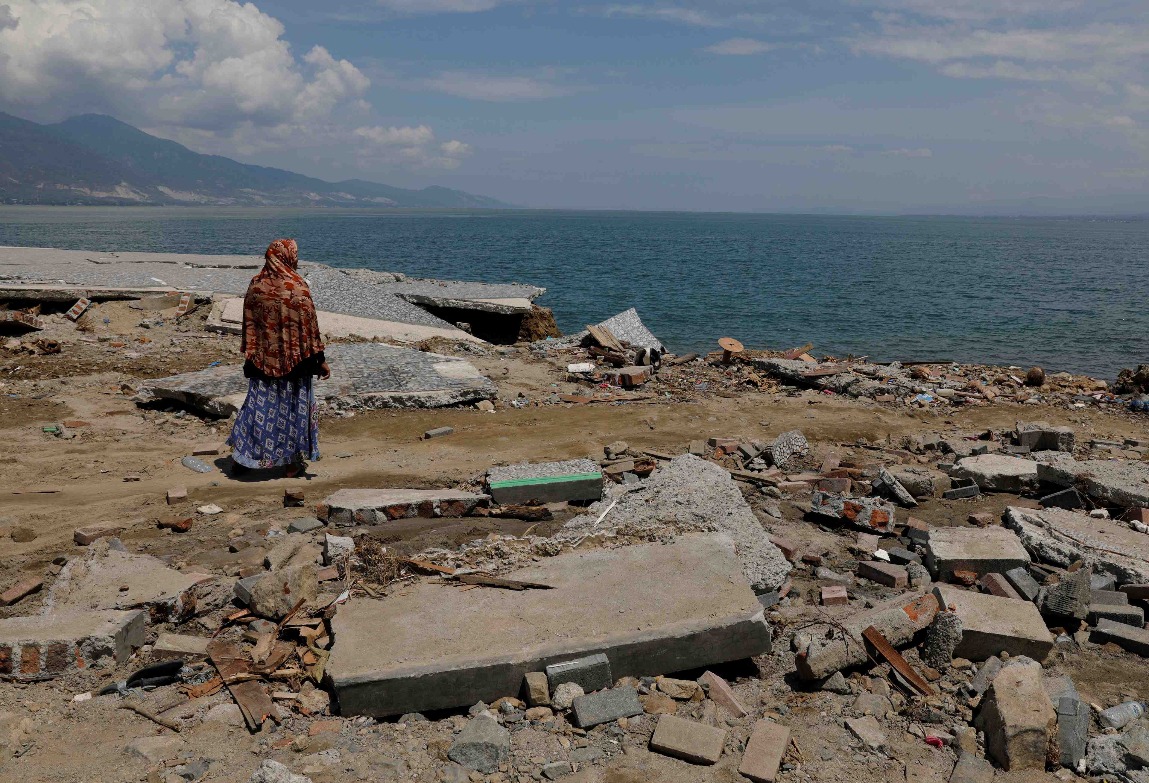 Le bilan aux celebes depasse les 1.200 morts