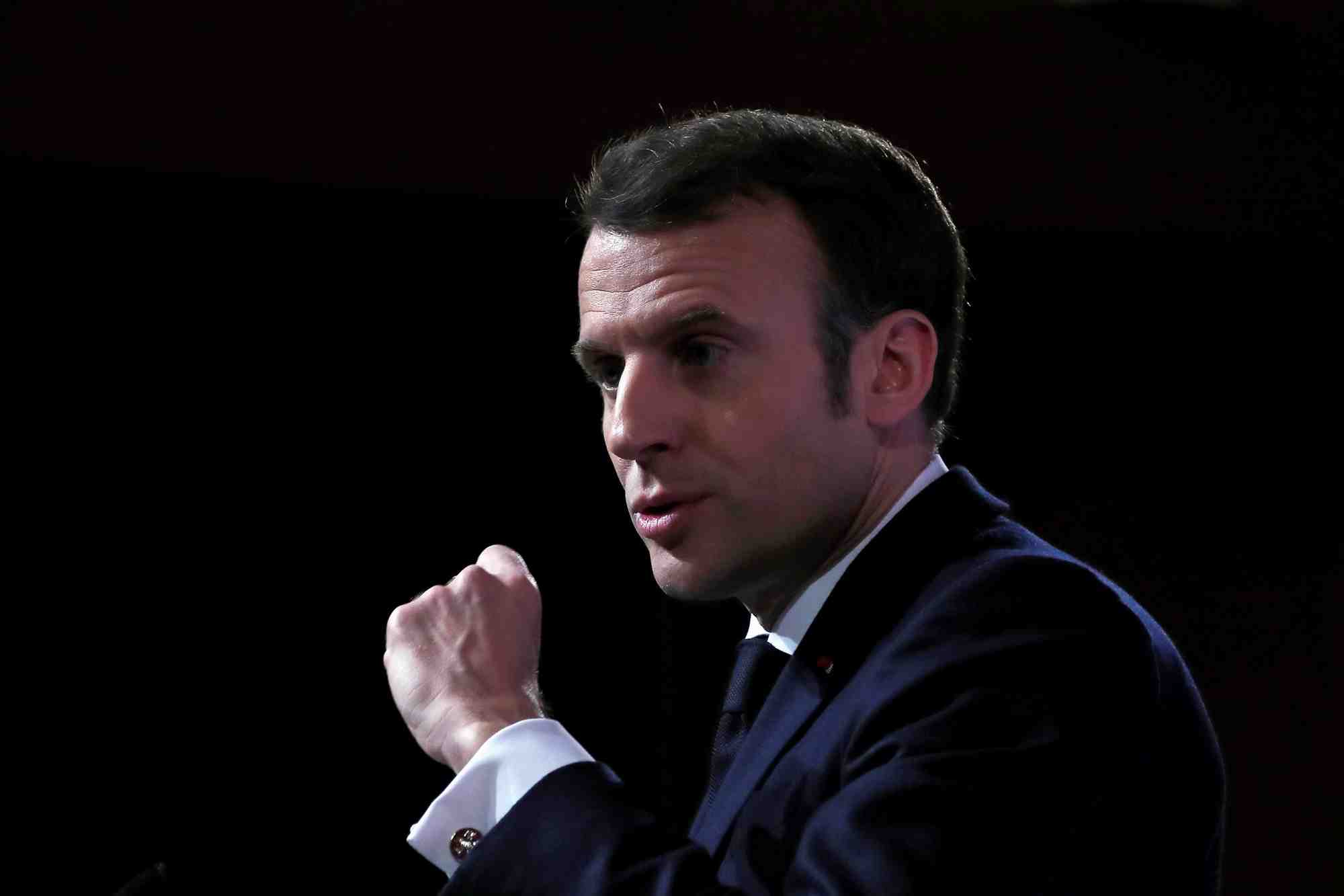 Macron pret a associer les europeens a la dissuasion nucleaire francaise