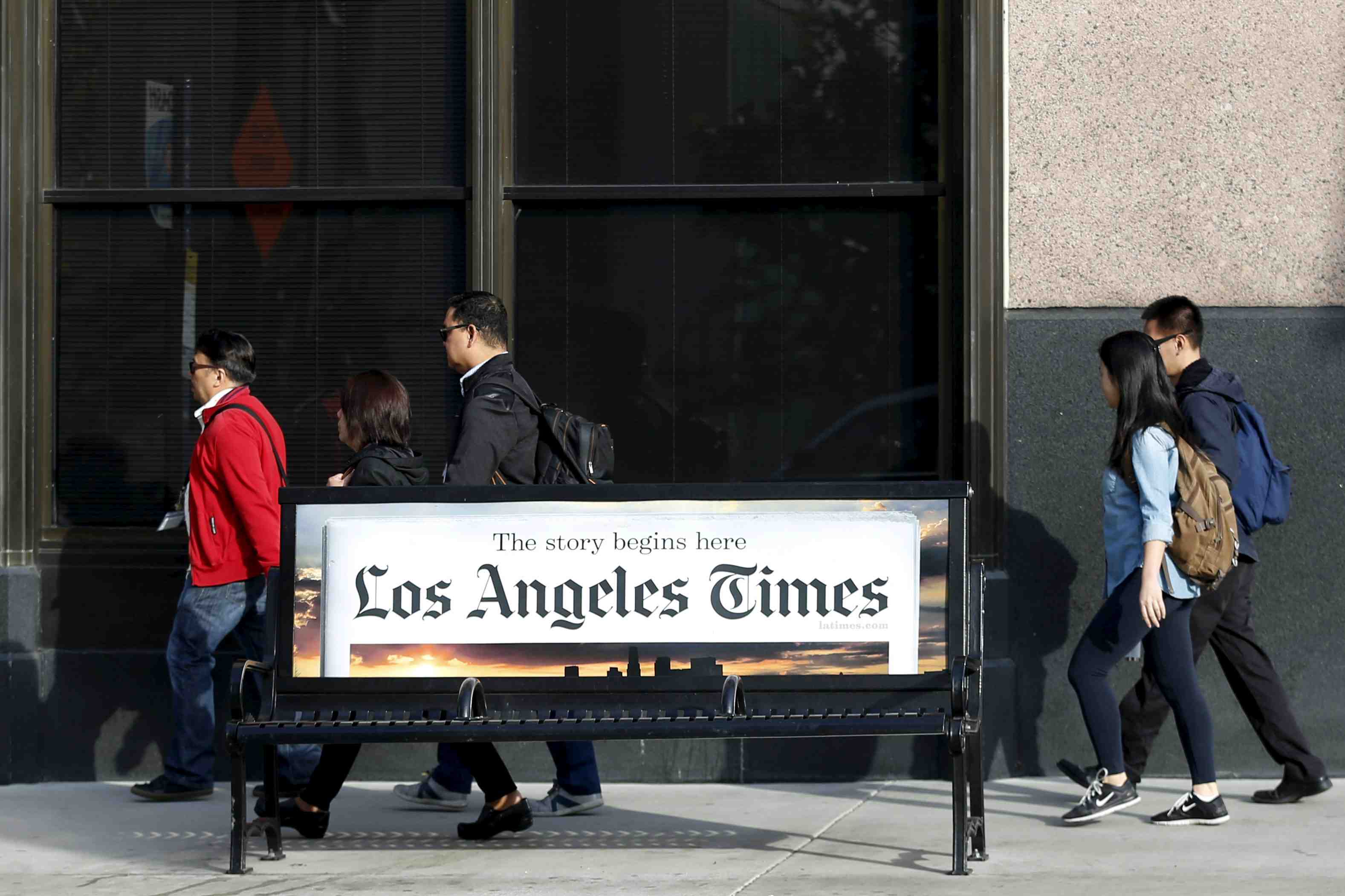 Tribune publishing repousse gannett