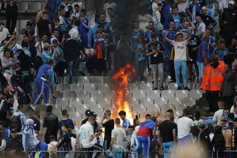 Dysfonctionnements au stade de france, avant l'euro