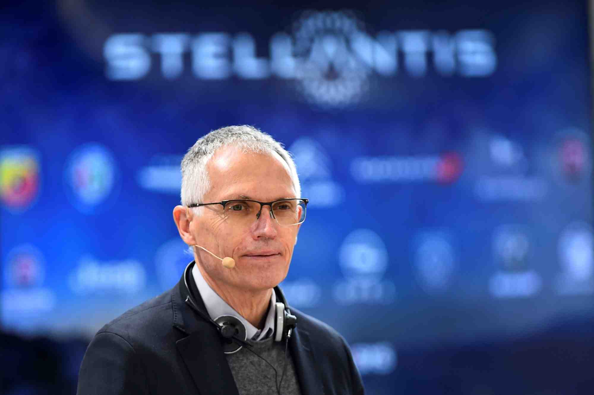 Le directeur general de stellantis, carlos tavares, lors d'une conference de presse