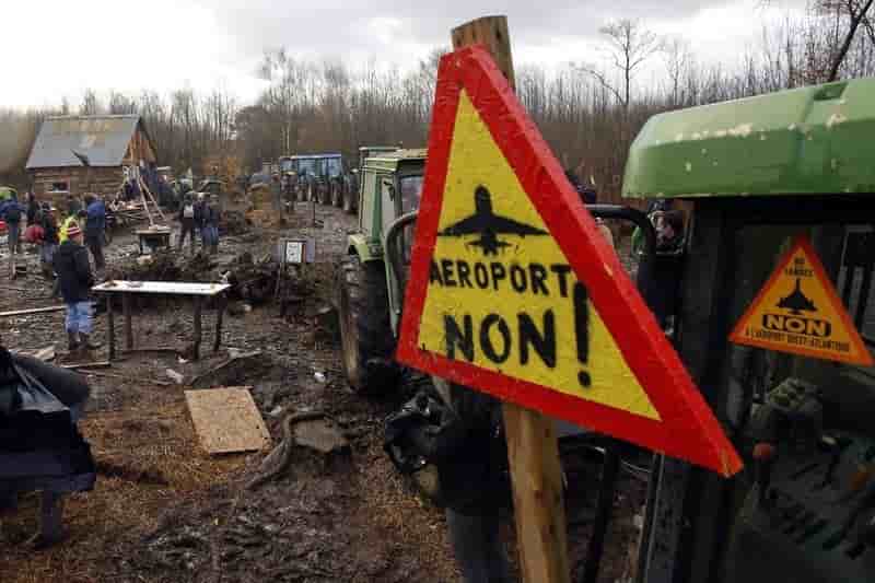 Les opposants a l'aeroport de nantes de marbre face aux revers