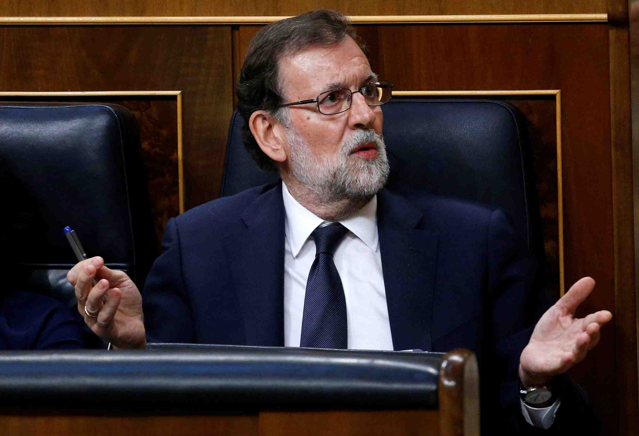 Rejet d'une motion de censure contre mariano rajoy en espagne