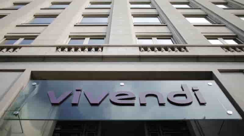 Vivendi conteste exercer un controle de fait sur telecom italia