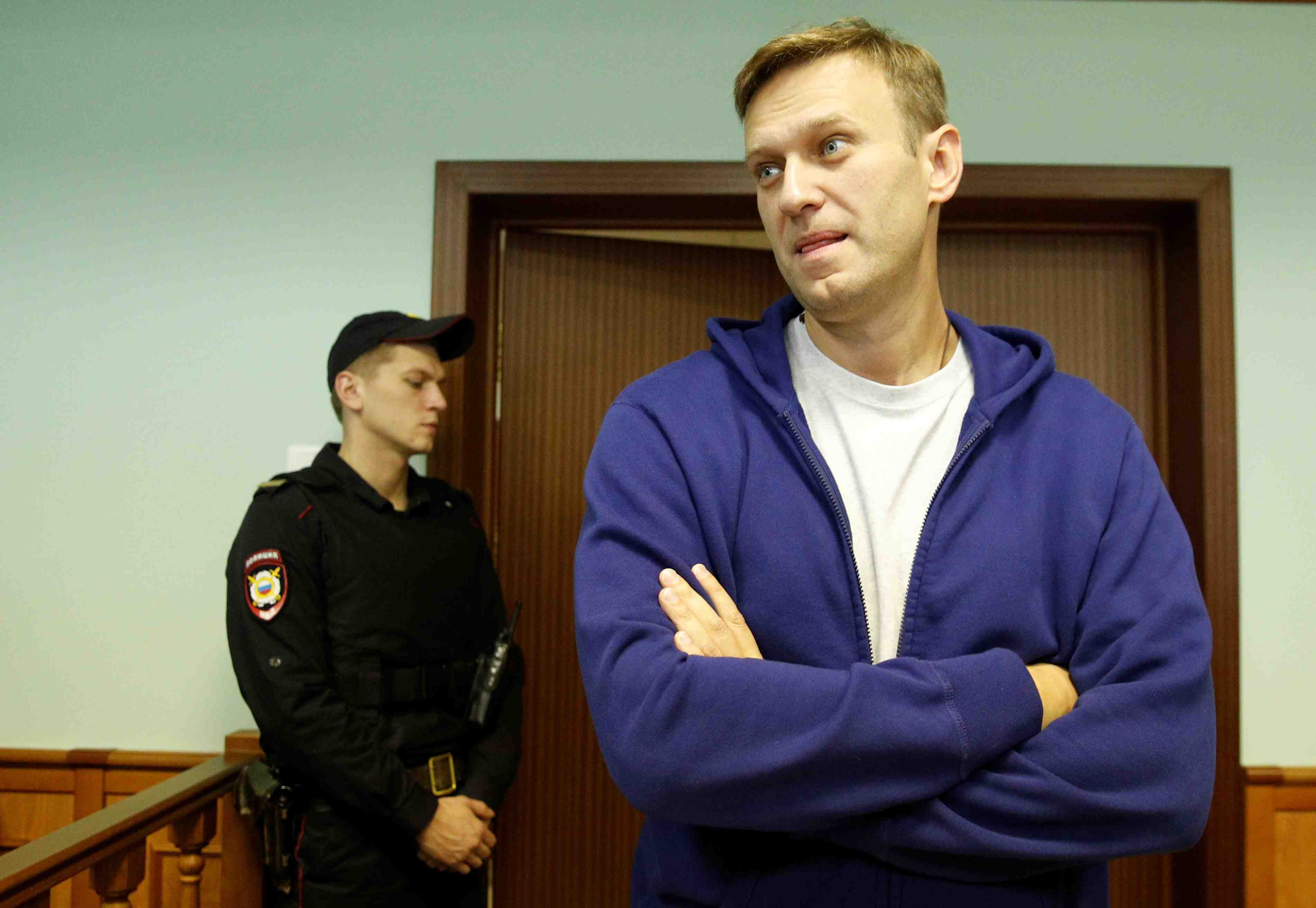 L'opposant russe navalni, sorti de prison, repart en campagne