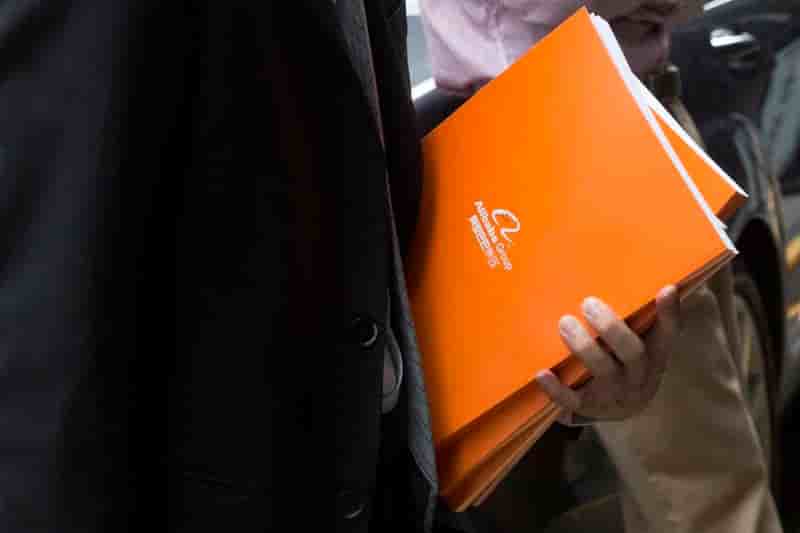 Alibaba relève son prix d'introduction en Bourse