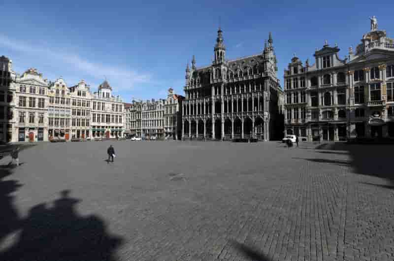 Coronavirus: pres de 2.300 cas et 37 deces en belgique