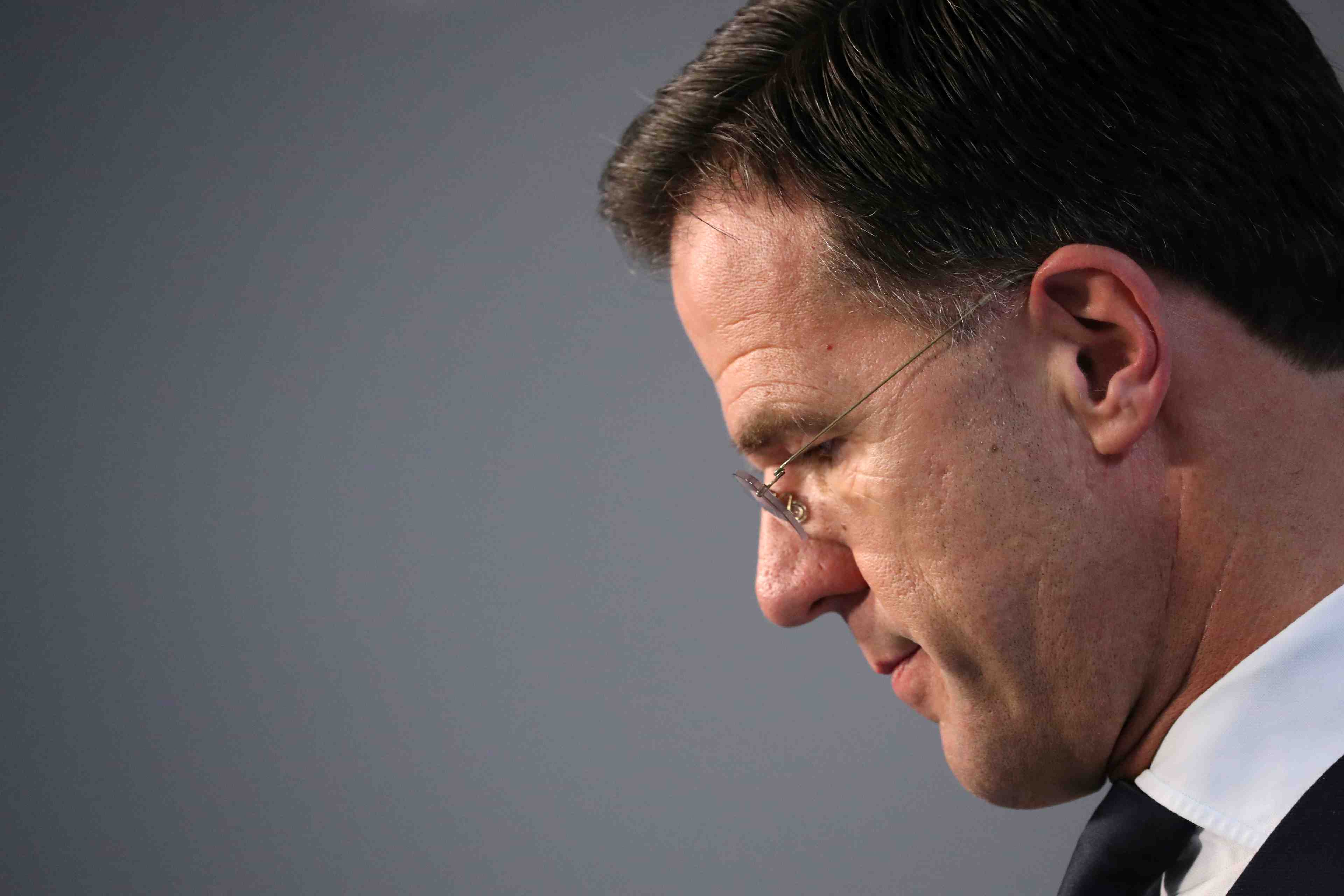 Rutte plus favorable a des "cadeaux" qu'aux "coronabonds"