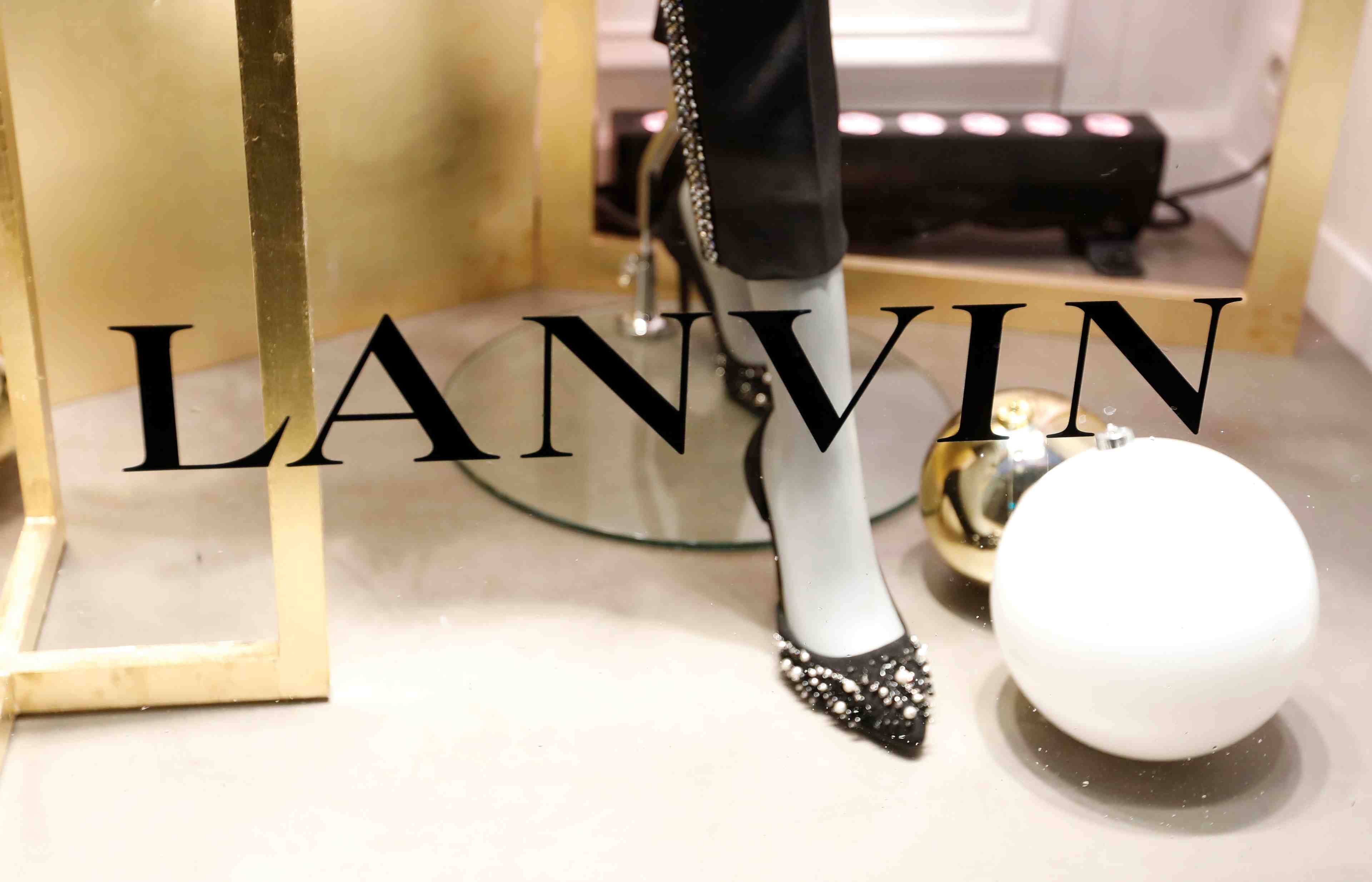 Lanvin, propriete du chinois fosun, vise une cotation a new york via un spac