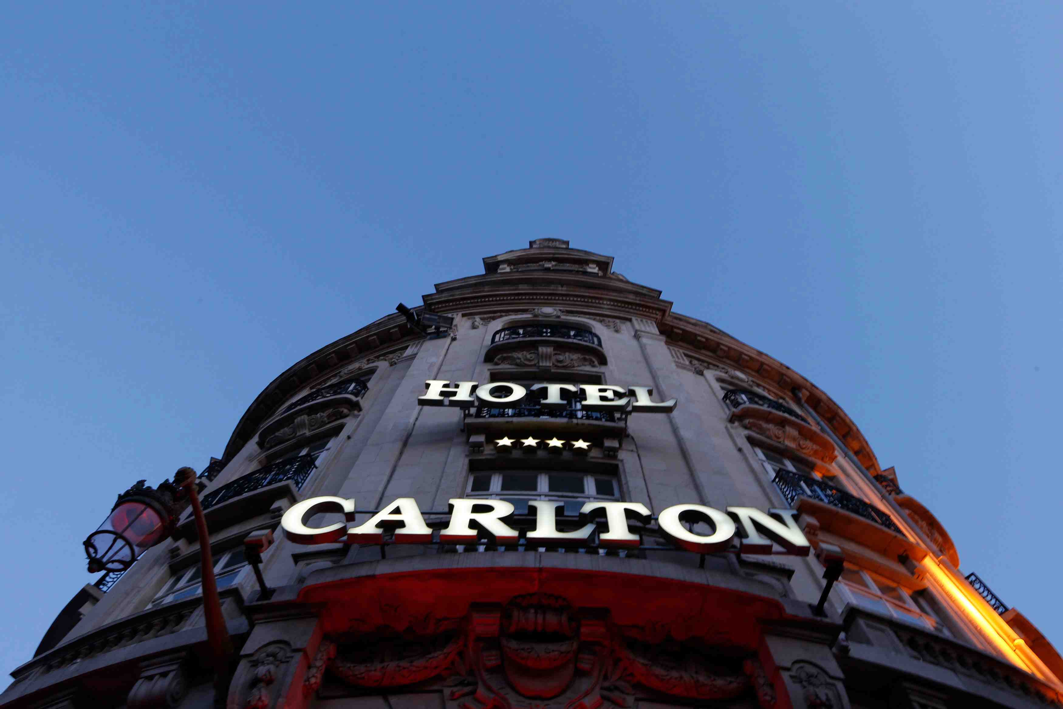"dsk" pas cite dans les ecoutes du carlton