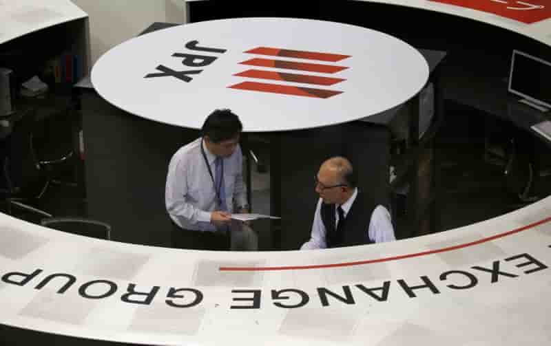 La bourse de tokyo termine en hausse
