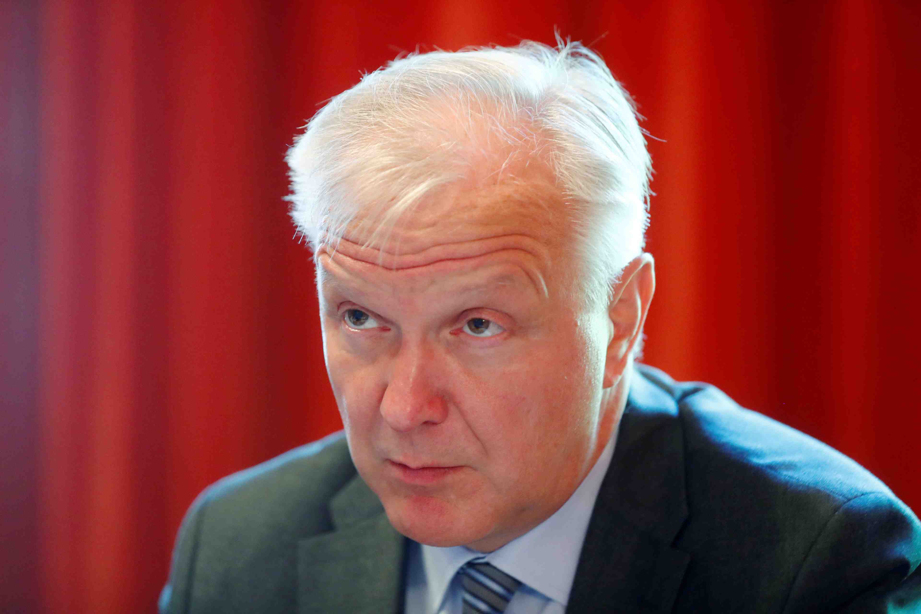 La bce doit revoir ses outils pour atteindre ses objectifs, declare rehn