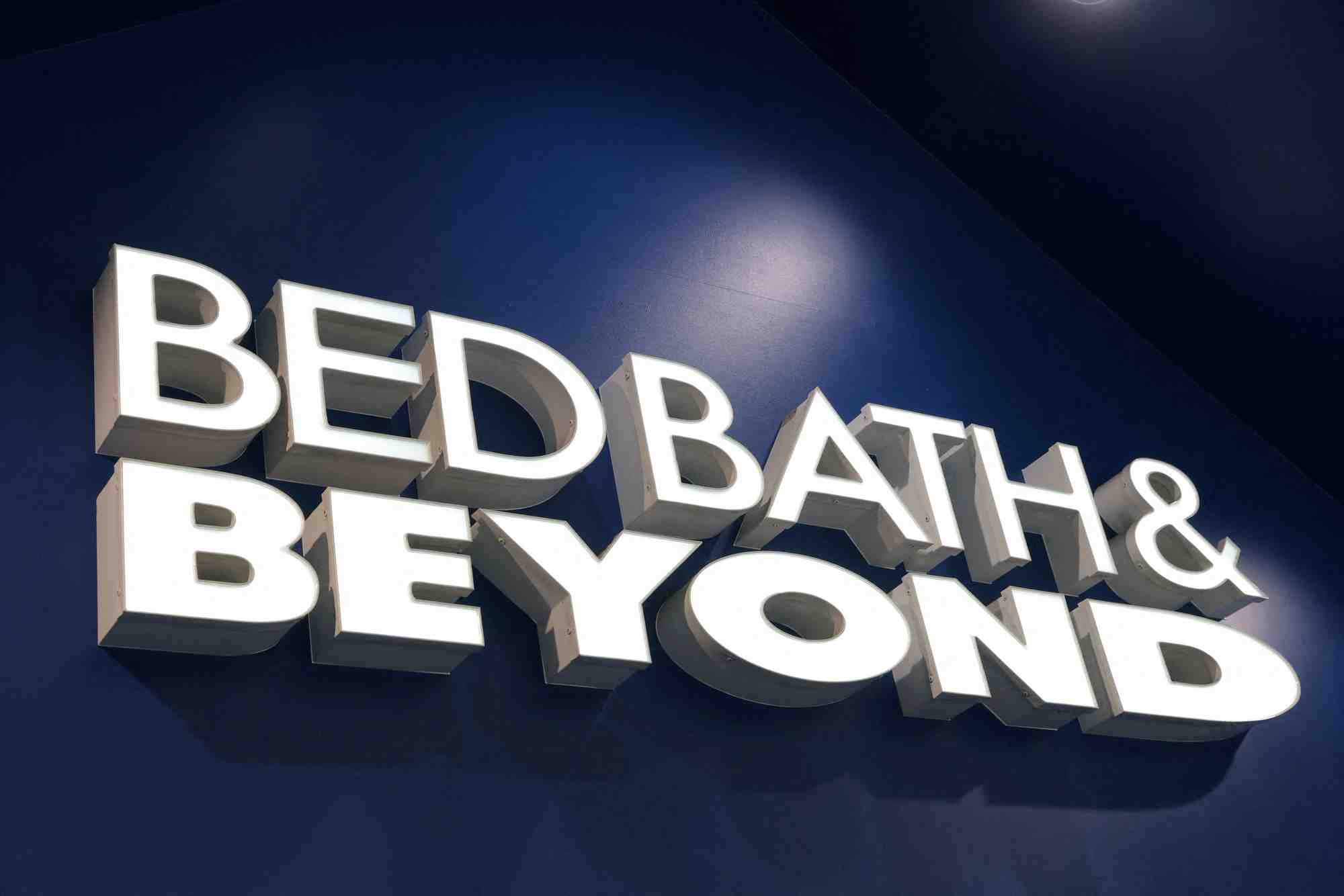 Le directeur financier de bed bath & beyond retrouve mort au pied d'un gratte-ciel a new york