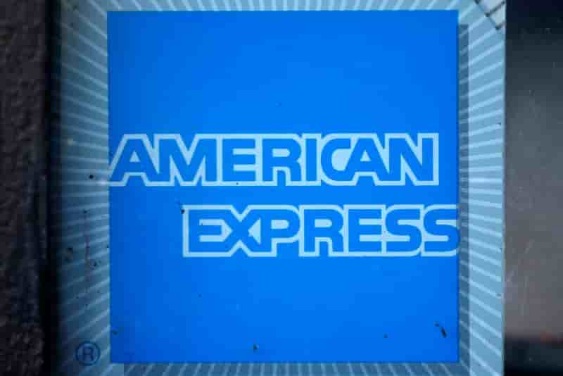 American express: hausse des depenses au 2e trimestre, l'action recule