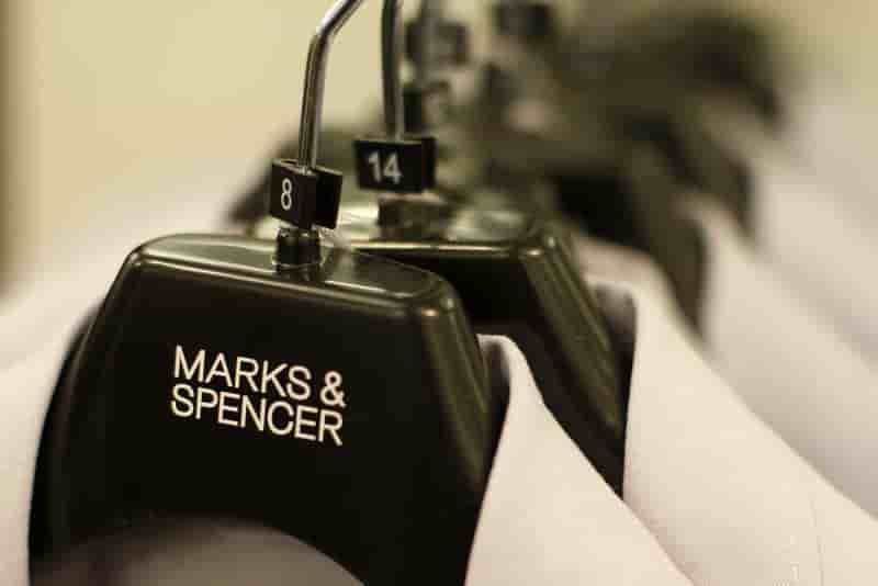 Bénéfice semestriel en baisse pour Marks & Spencer