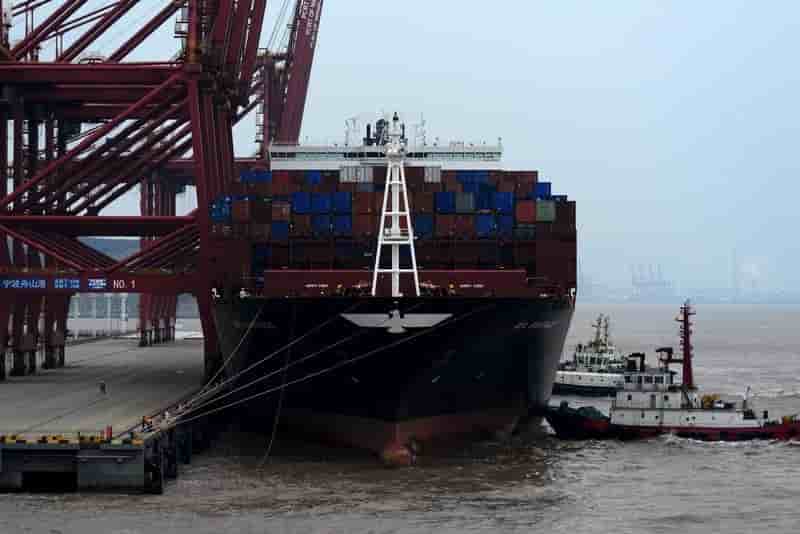 Chine: exportations plus fortes que prevu en juin