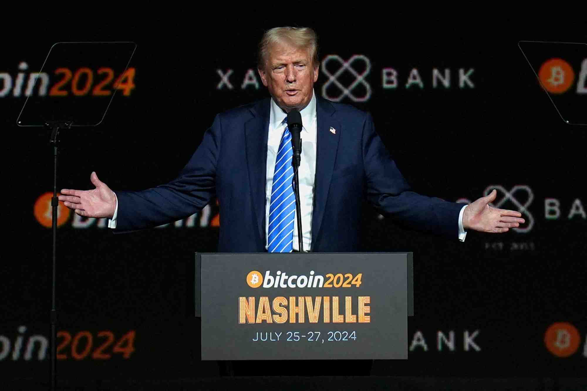 Le candidat republicain a l'election presidentielle donald trump participe a la conference sur les cryptomonnaies a nashville