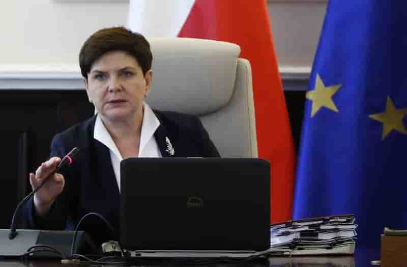 Travail detache: la pologne ne bougera pas, promet szydlo