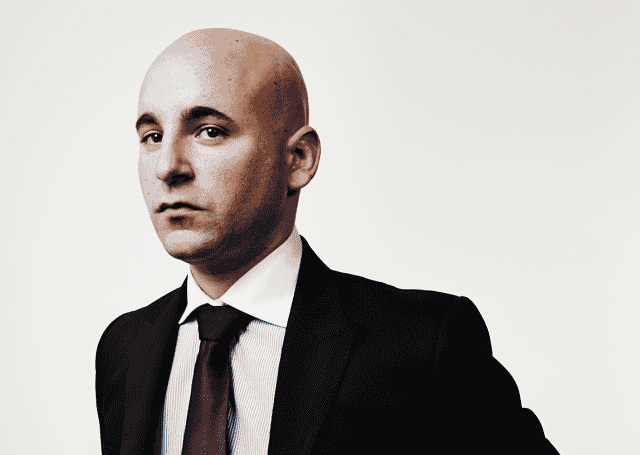 Christophe Barraud est également directeur général de Market Securities Monaco. Il est classé second meilleur économiste au monde pour l'Europe et la Chine par l'agence Bloomberg.