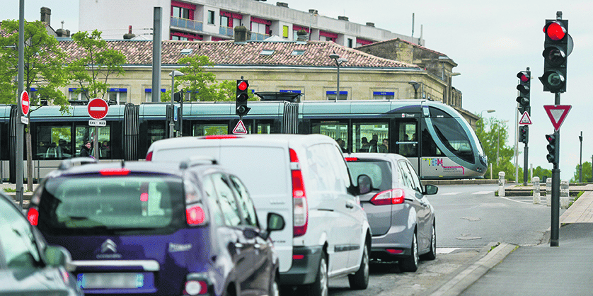 carrefours à feux, Bordeaux, voiture, tramway, circulation, mobilité,