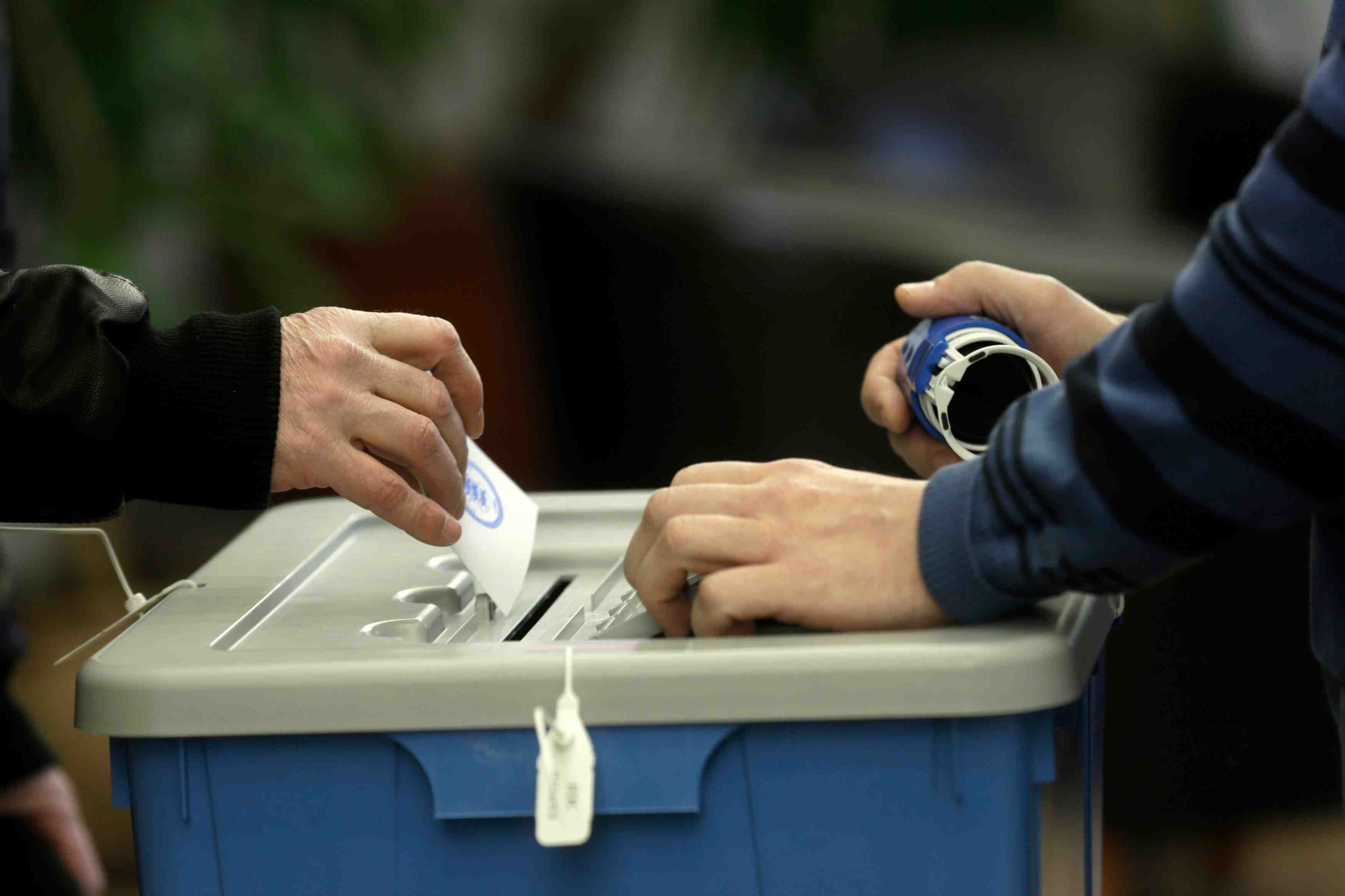 Le parti au pouvoir en estonie remporte les legislatives