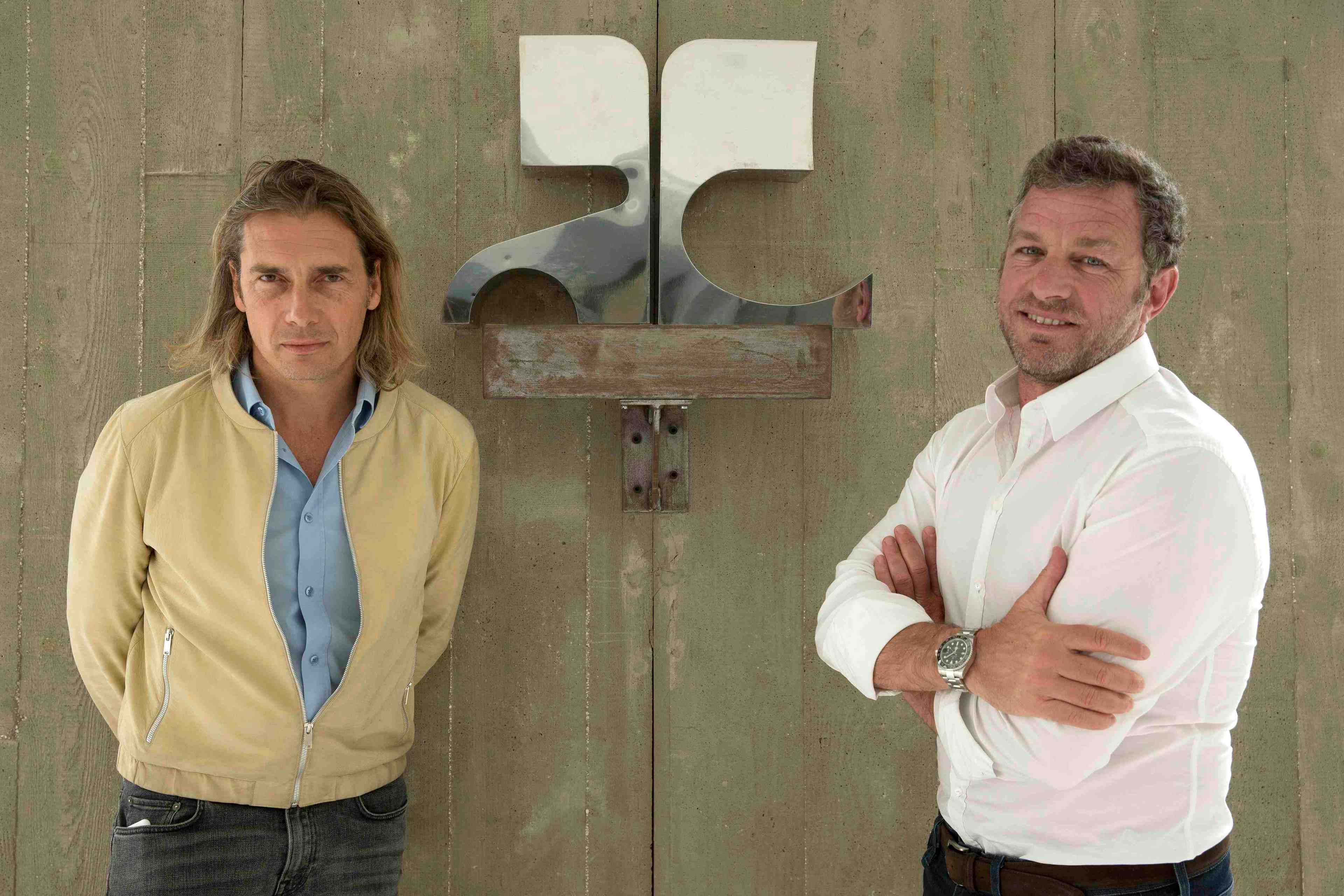 Courreges s'apprete a ouvrir son capital