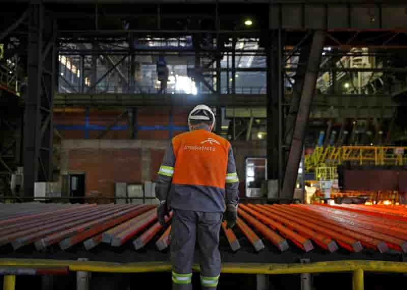 Arcelormittal, plus forte baisse du cac 40 a mi-seance