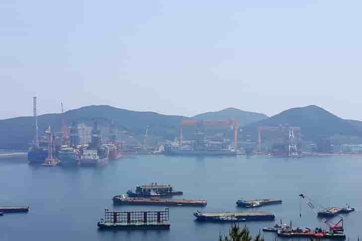 Seoul se prepare a renflouer les chantiers navals daewoo
