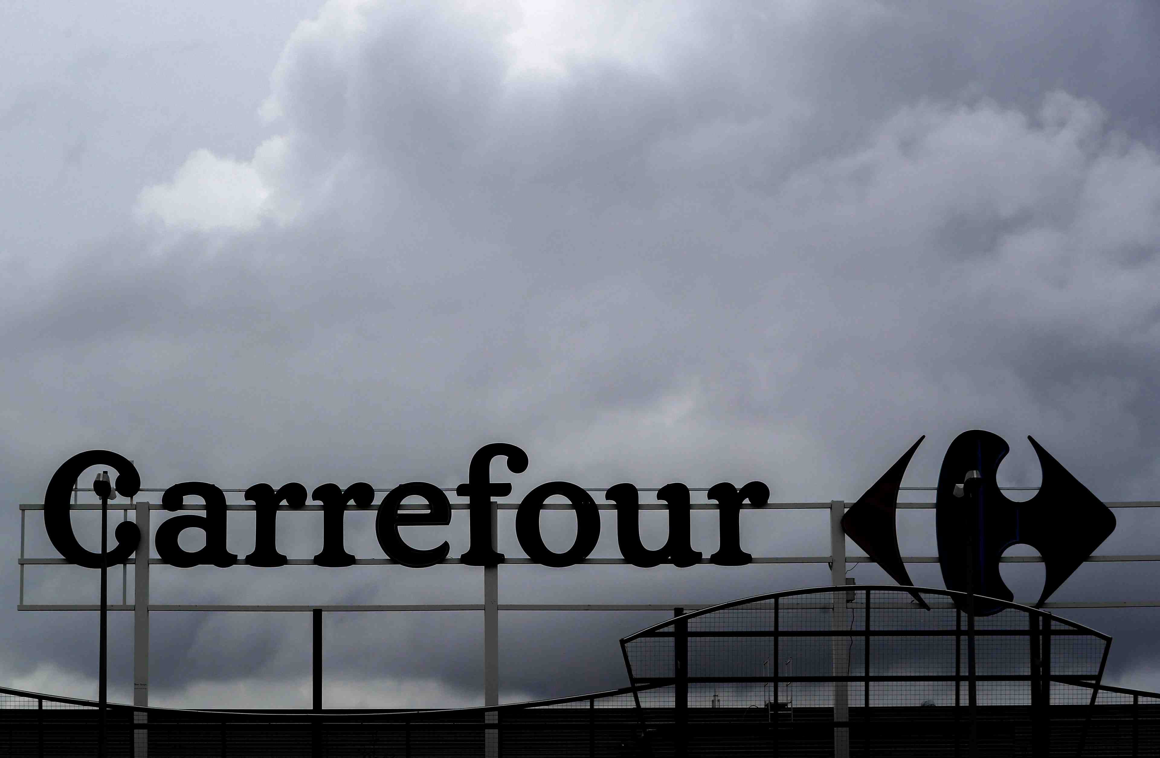 Carrefour: pas d'effet emploi de la baisse de surface des hypers