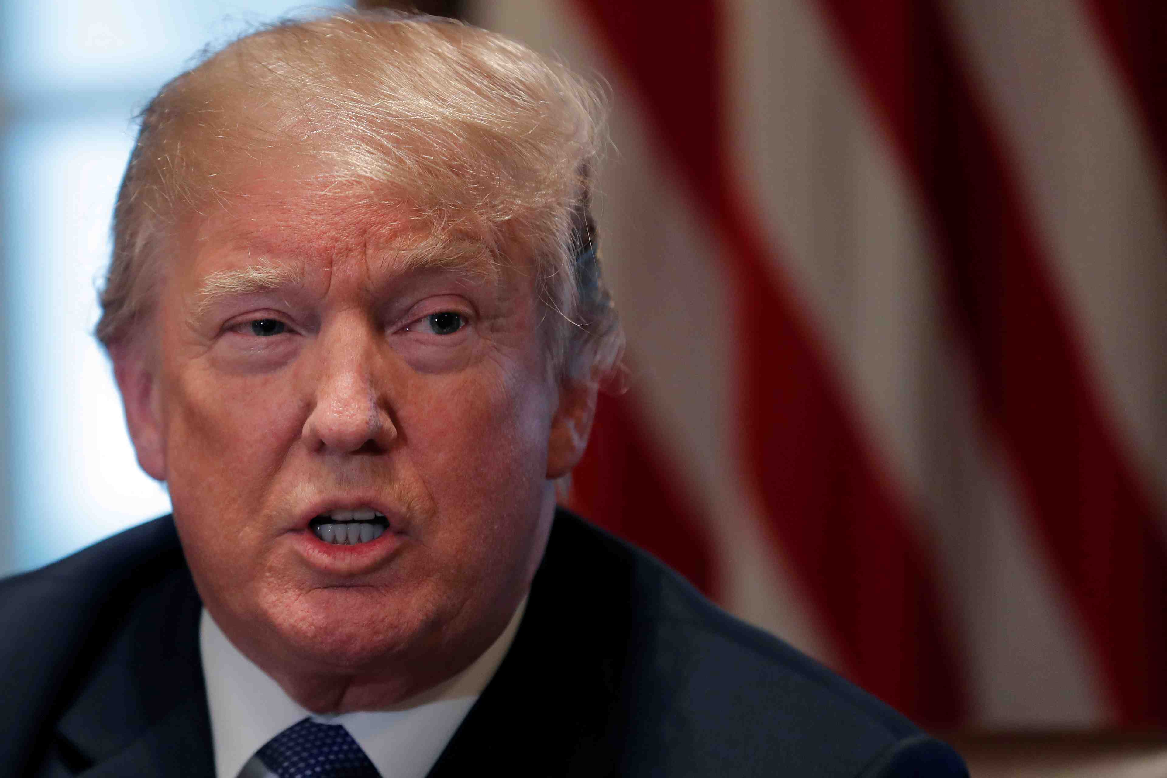 Trump va repondre "energiquement" a l'attaque chimique en syrie