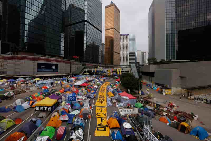 La justice ordonne l'évacuation des manifestants à Hong Kong