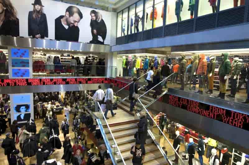 La consommation des menages francais recule en juillet