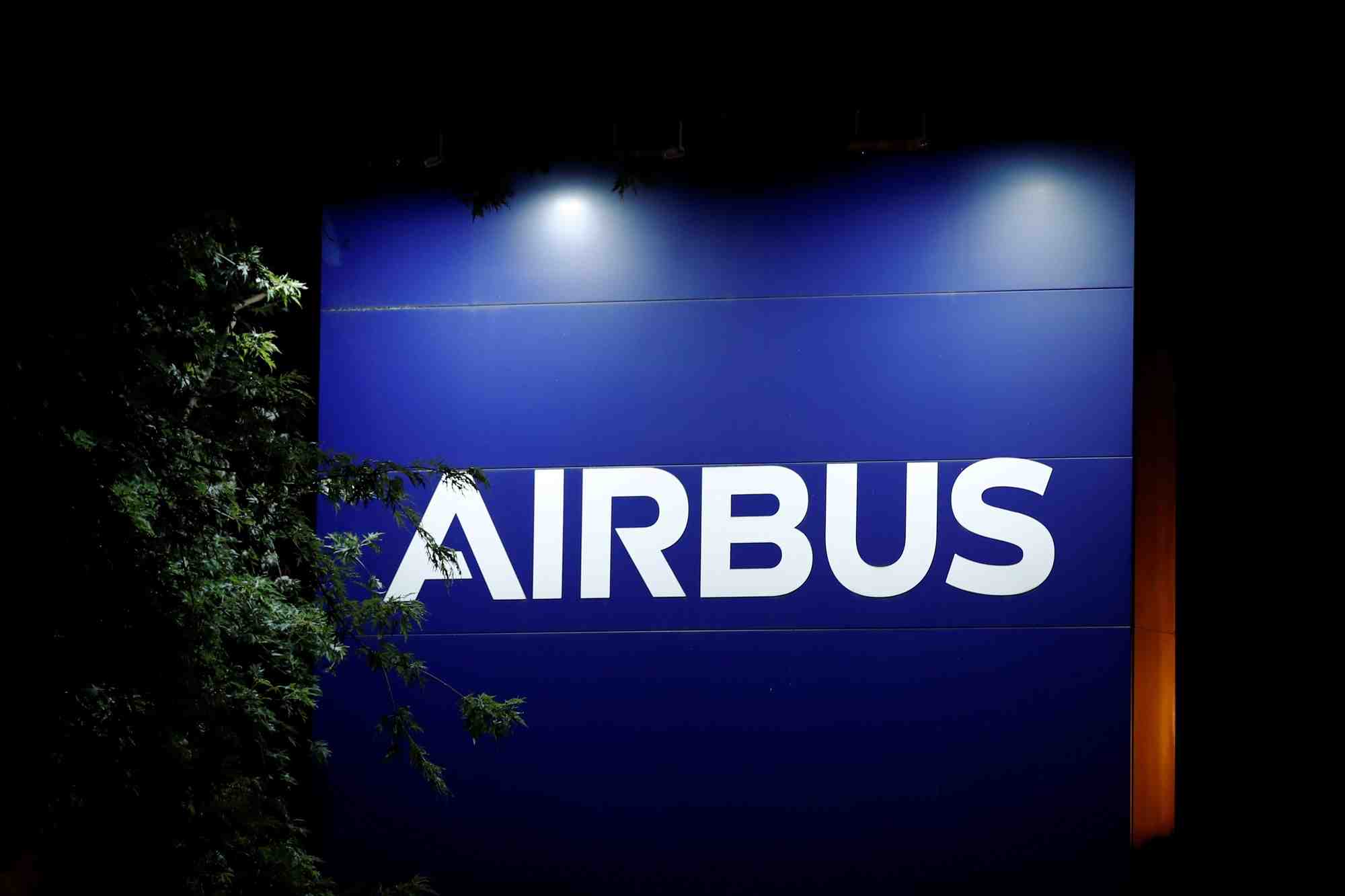 Airbus a déclaré "regretter profondément" la décision des Etats-Unis de conserver les taxes sur ses avions.