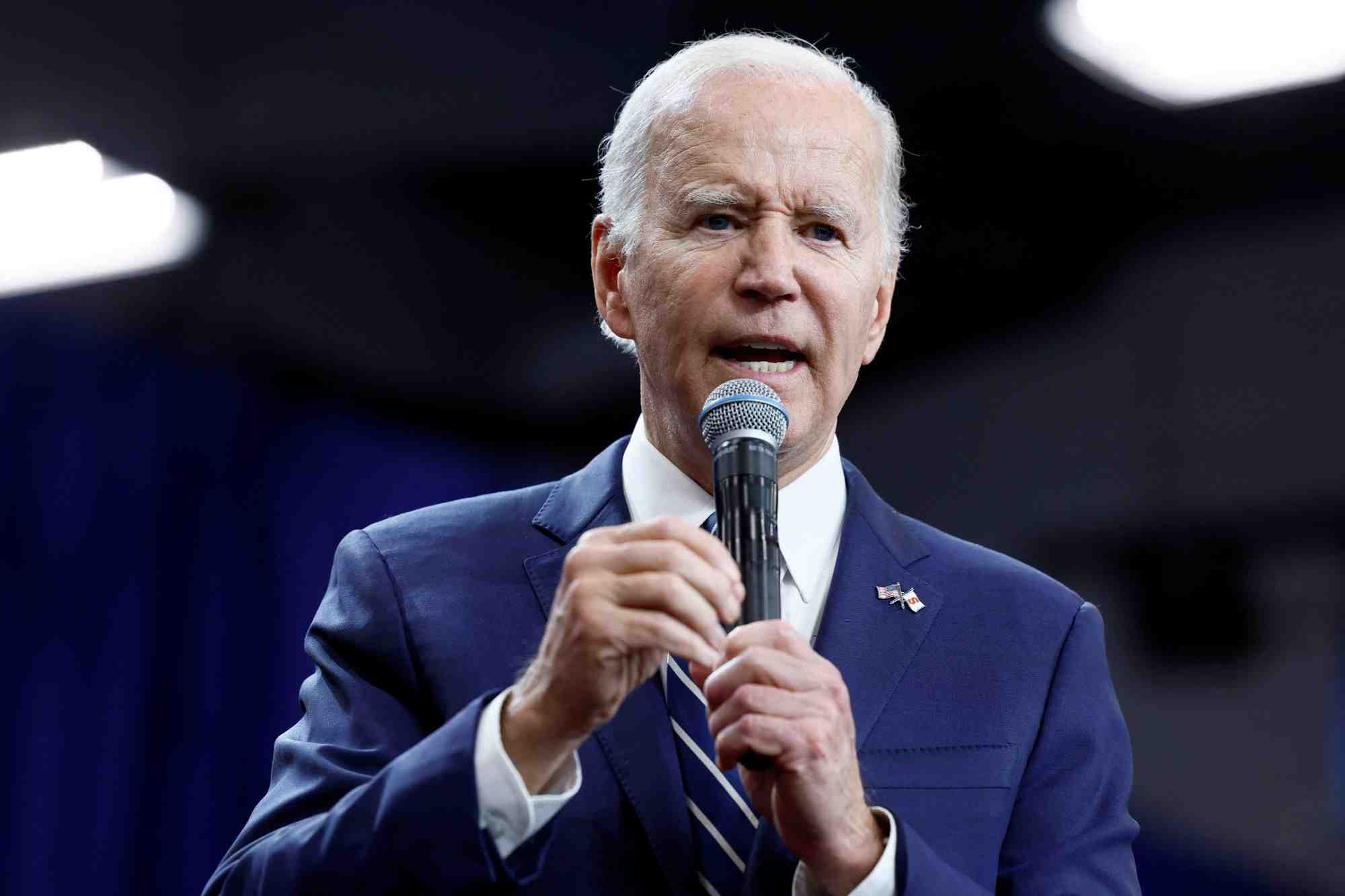 Le president americain joe biden lors d'un discours a syracuse, aux etats-unis