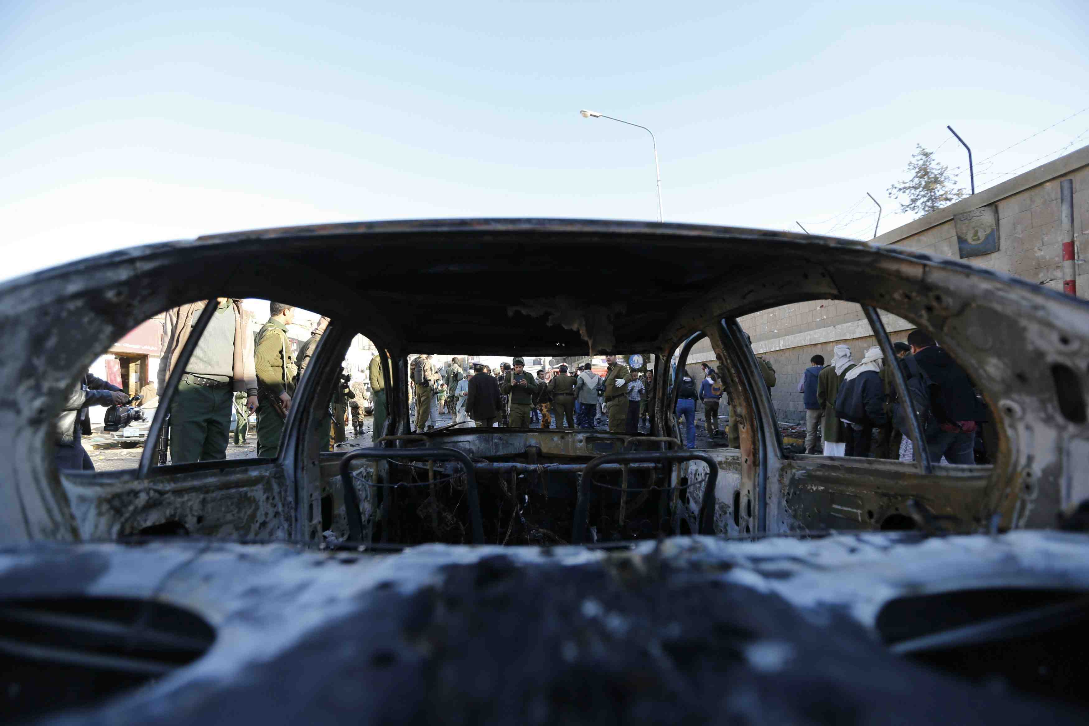 Des dizaines de morts dans un attentat suicide a sanaa