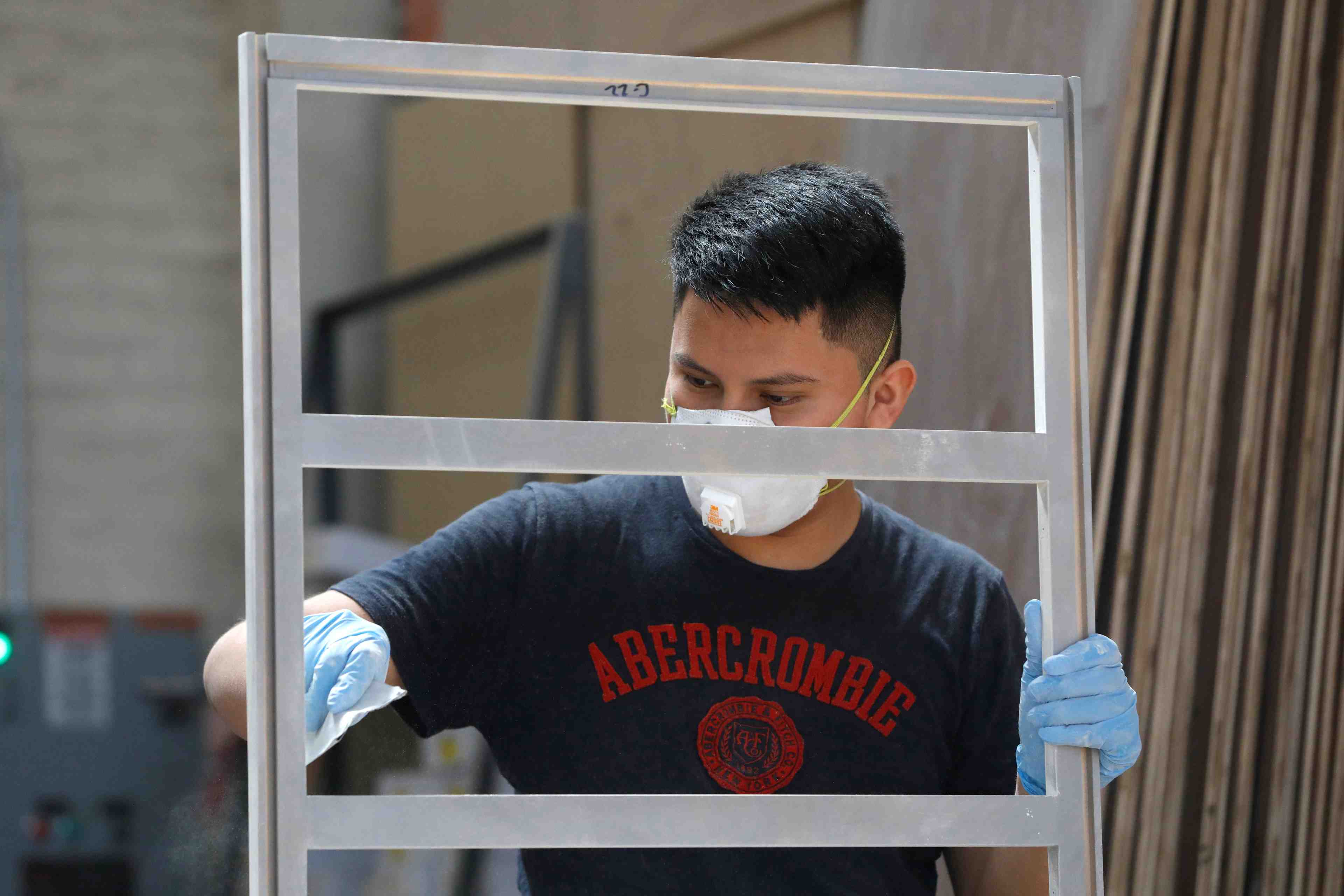 Usa: rebond de l'indice ism manufacturier a plus haut de 14 mois