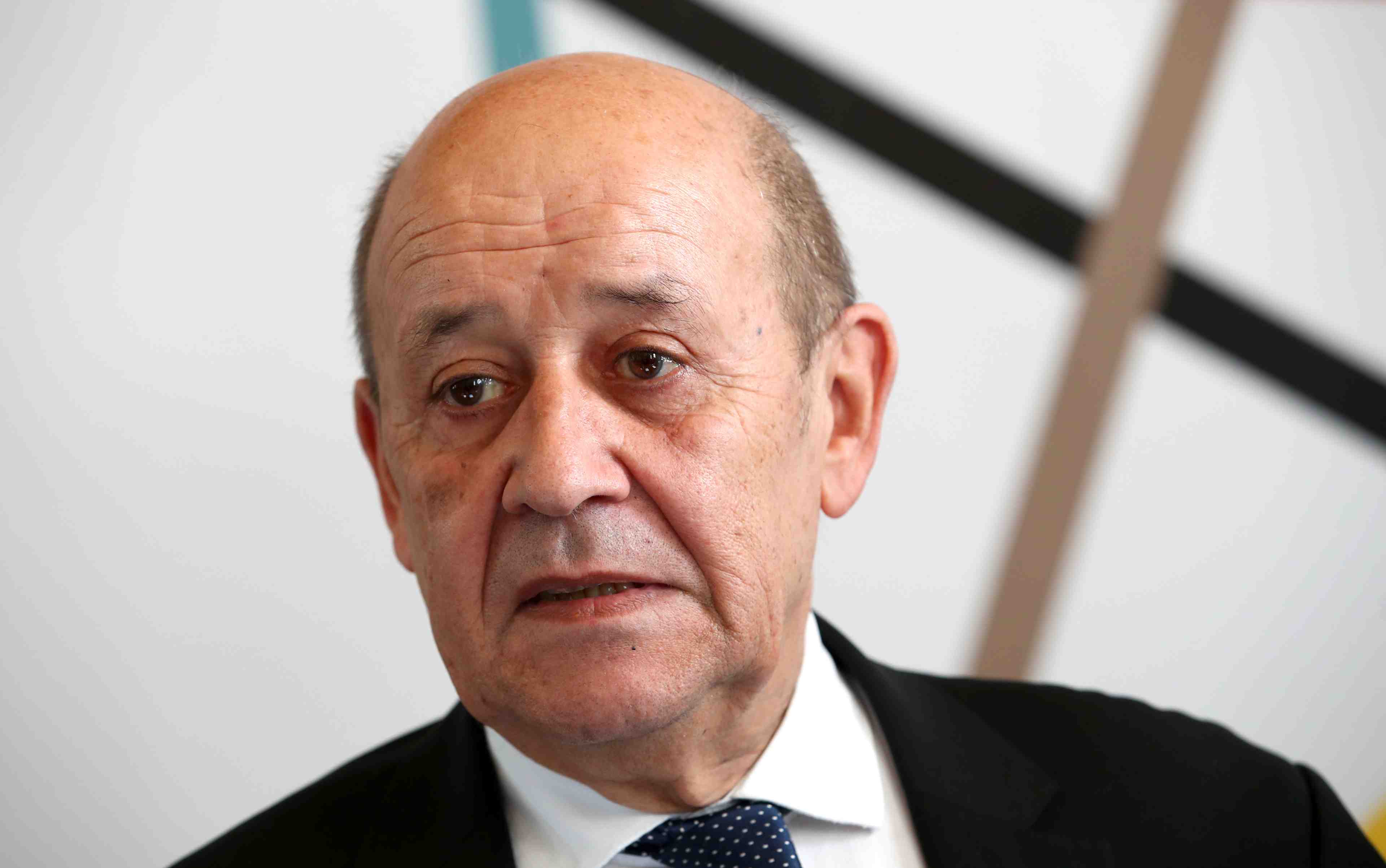 La france demande des explications a moscou sur navalny, dit le drian