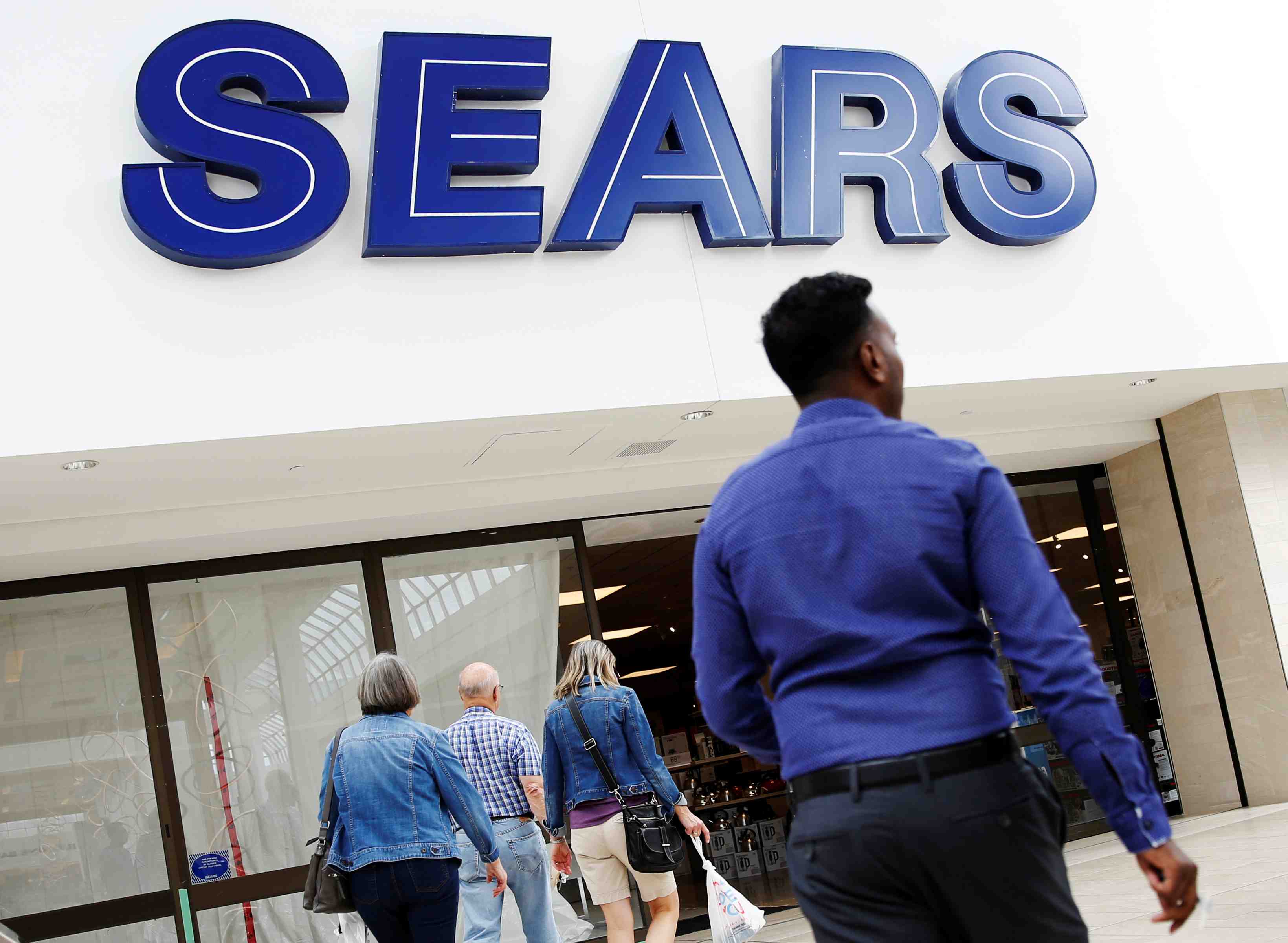 Le pdg de sears propose des mesures pour eviter la faillite