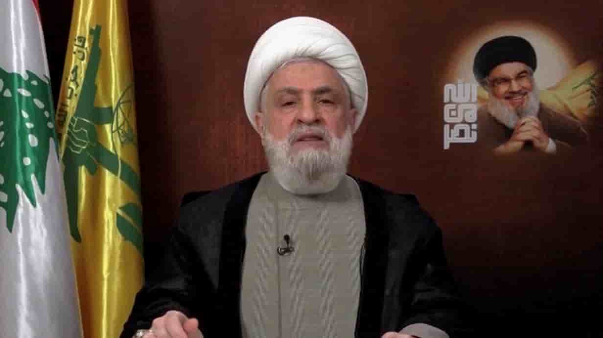 Le chef du hezbollah libanais, le cheikh naim qassem, prononce un discours depuis un lieu inconnu