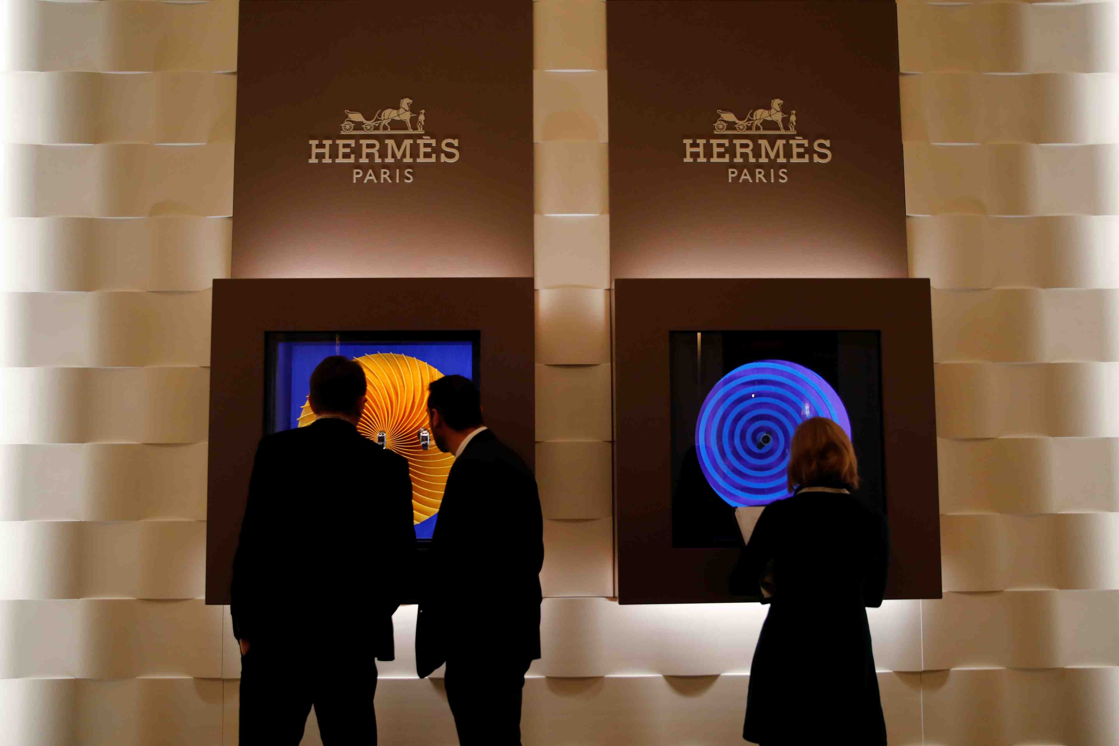 Hermes ralentit au 4e trimestre, mais la marge 2017 atteindra un record