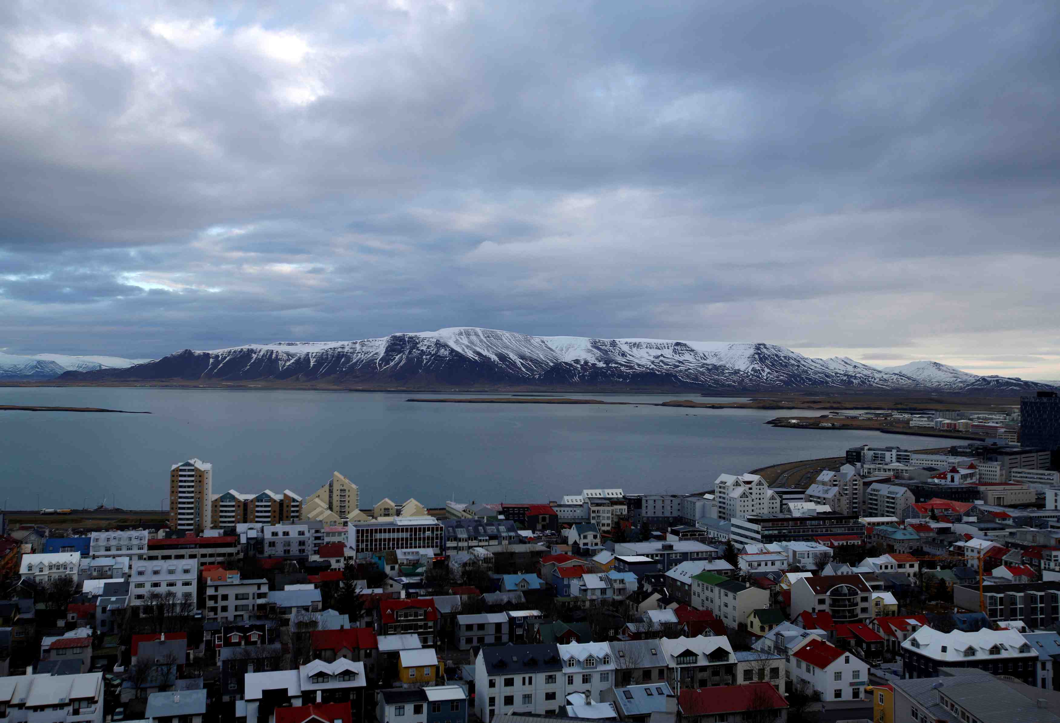 L'islande envisage d'arrimer sa couronne a l'euro